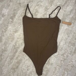 SKIMS Small Bodysuit - Oxide